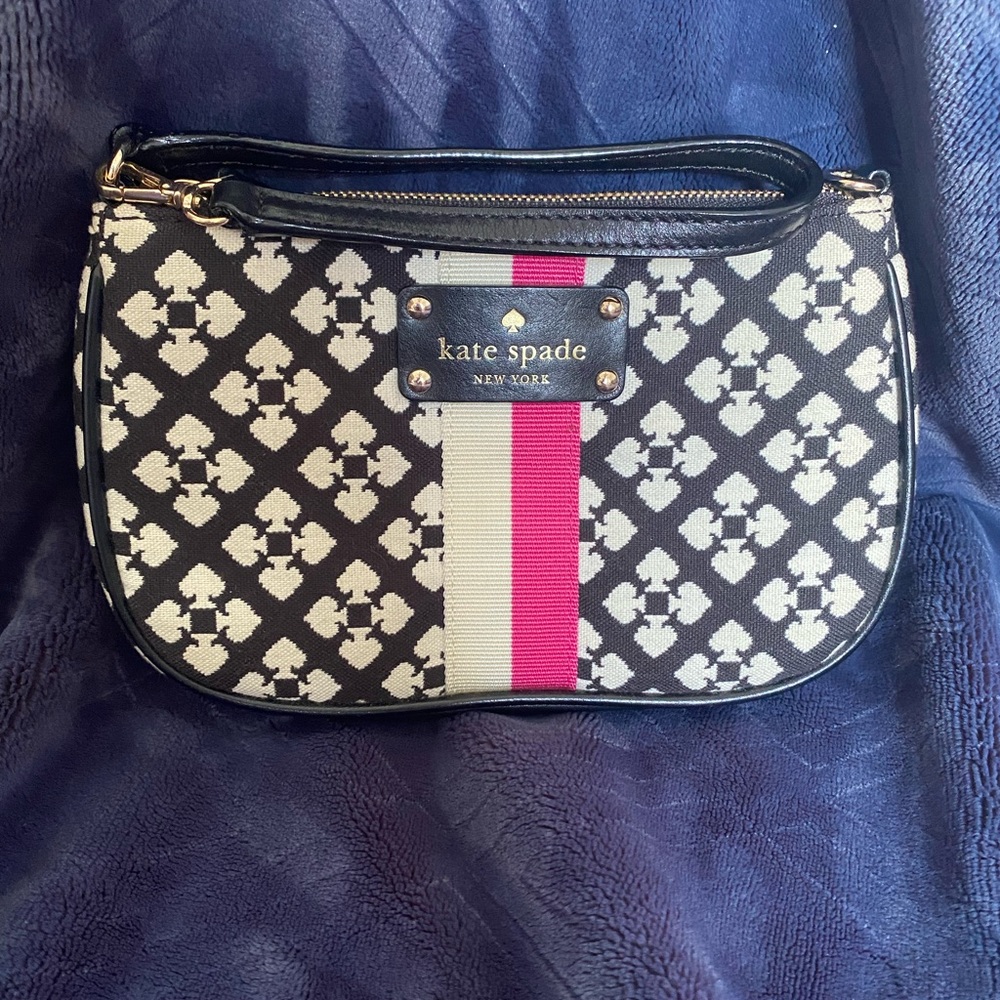 Kate Spade wristlet purse